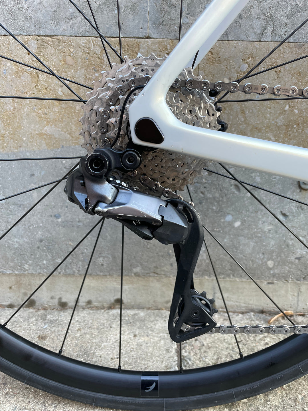 Colnago V4RS Road Bike (Ultegra Di2 / Alu Wheels) - Ex Demo 2025, Size 530