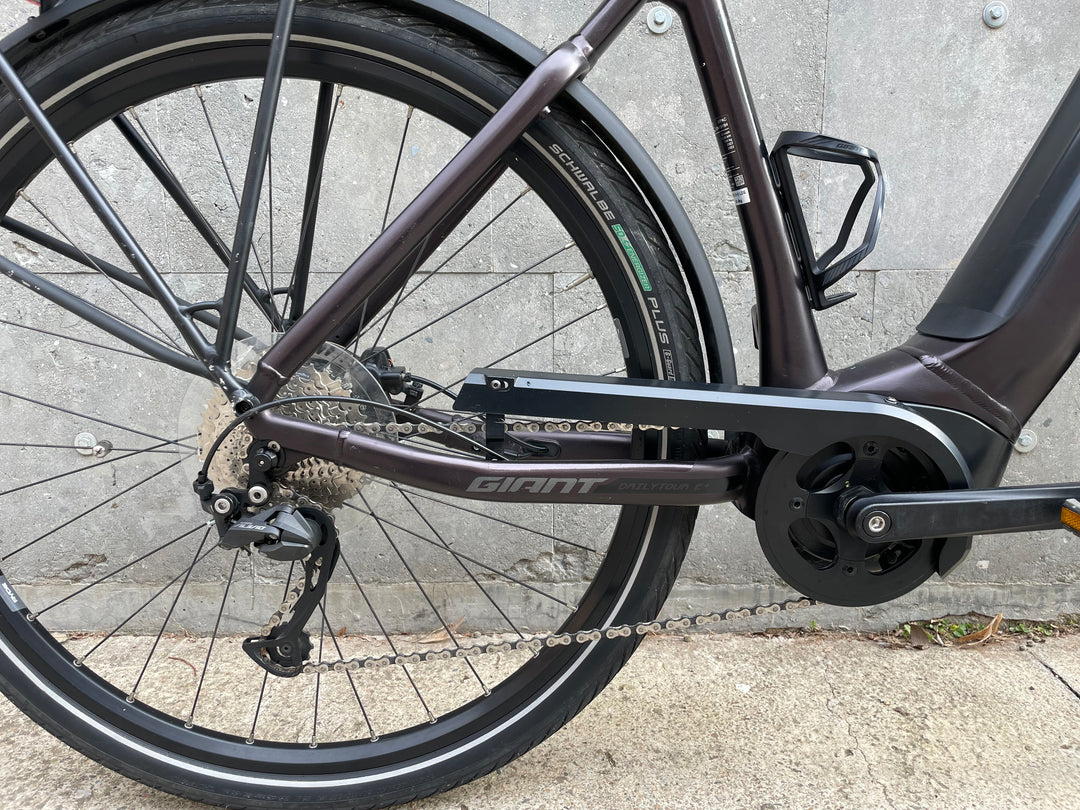 Giant DailyTour E+3 LDS Electric Urban Bike Ex-Demo 2025 Size M