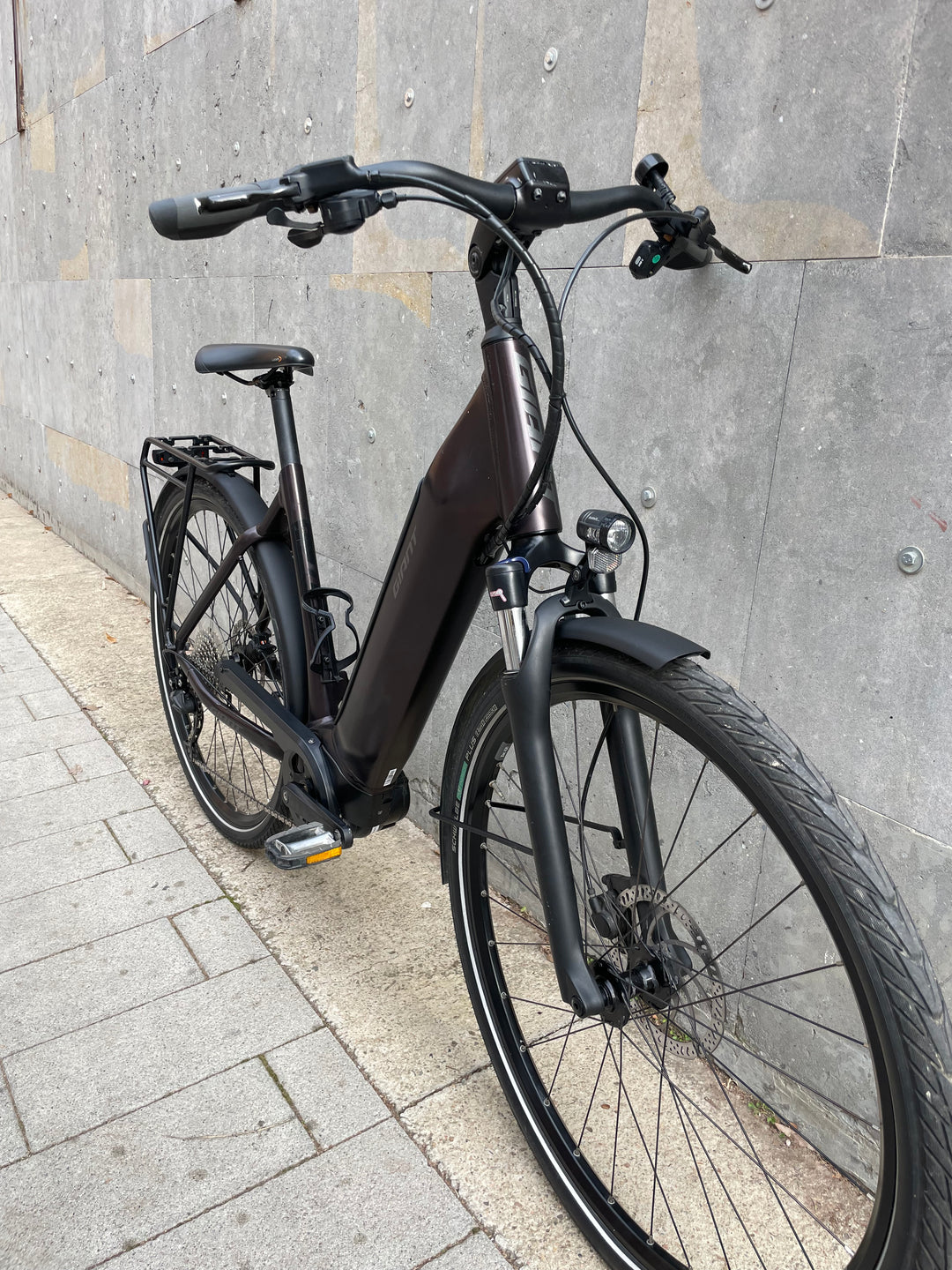 Giant DailyTour E+3 LDS Electric Urban Bike Ex-Demo 2025 Size M