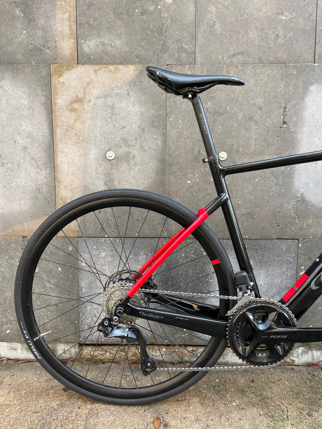 Wilier Garda Hybrid (Shimano 105 Di2) Road Bike / Ex-Demo 2025, Size L