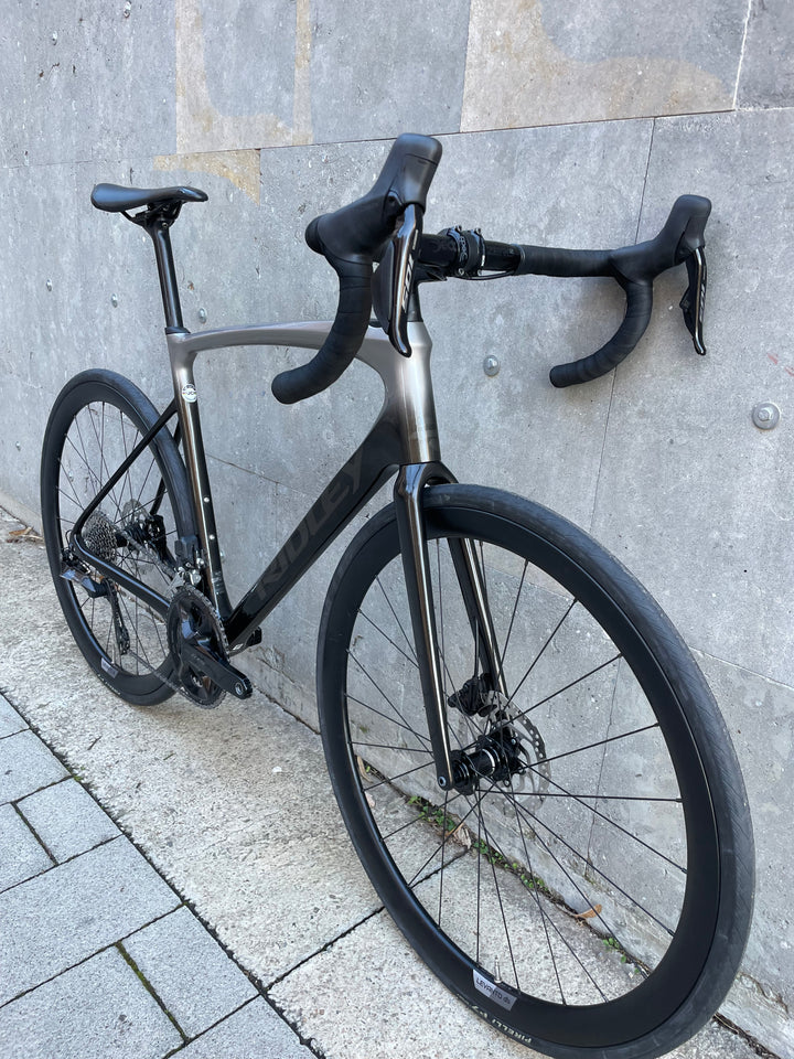 Ridley Fenix SLiC Road Bike (Shimano 105 Di2) Ex-Demo 2025 Size M