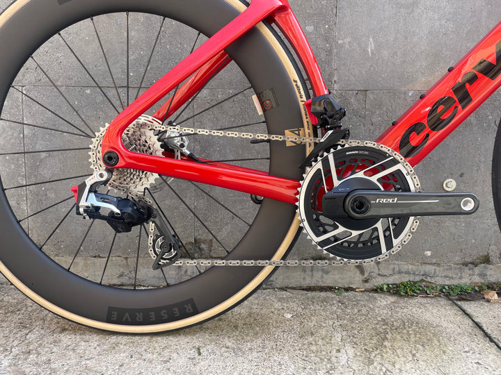 Vélo de route Cervelo S5 (SRAM Red AXS) 2025