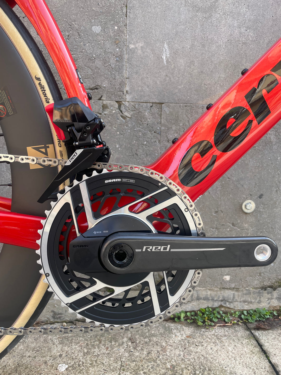 Vélo de route Cervelo S5 (SRAM Red AXS) 2025