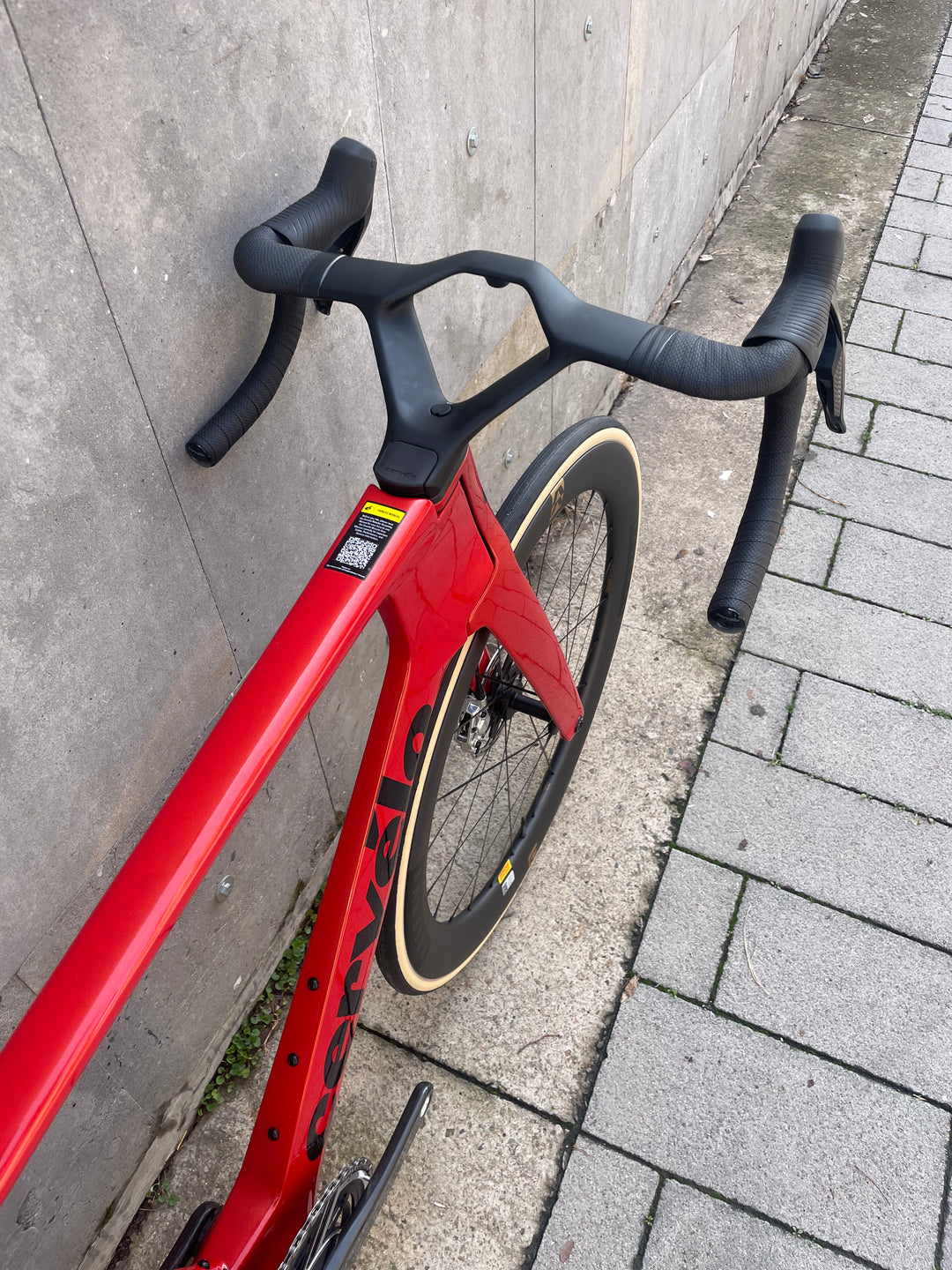 Vélo de route Cervelo S5 (SRAM Red AXS) 2025