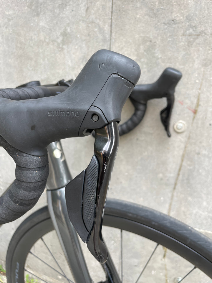 Bicicleta de carretera Colnago V4 Disc (Shimano 105 Di2) Ex-Demo - Talla 455