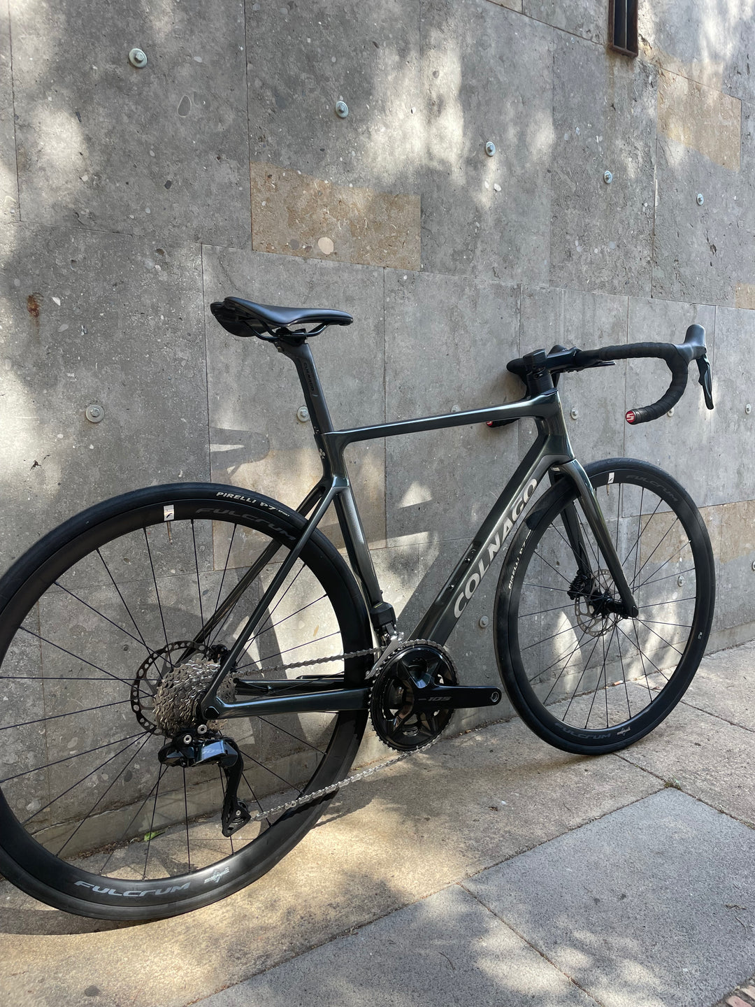 Bicicleta de carretera Colnago V4 Disc (Shimano 105 Di2) Exposició Mida 510