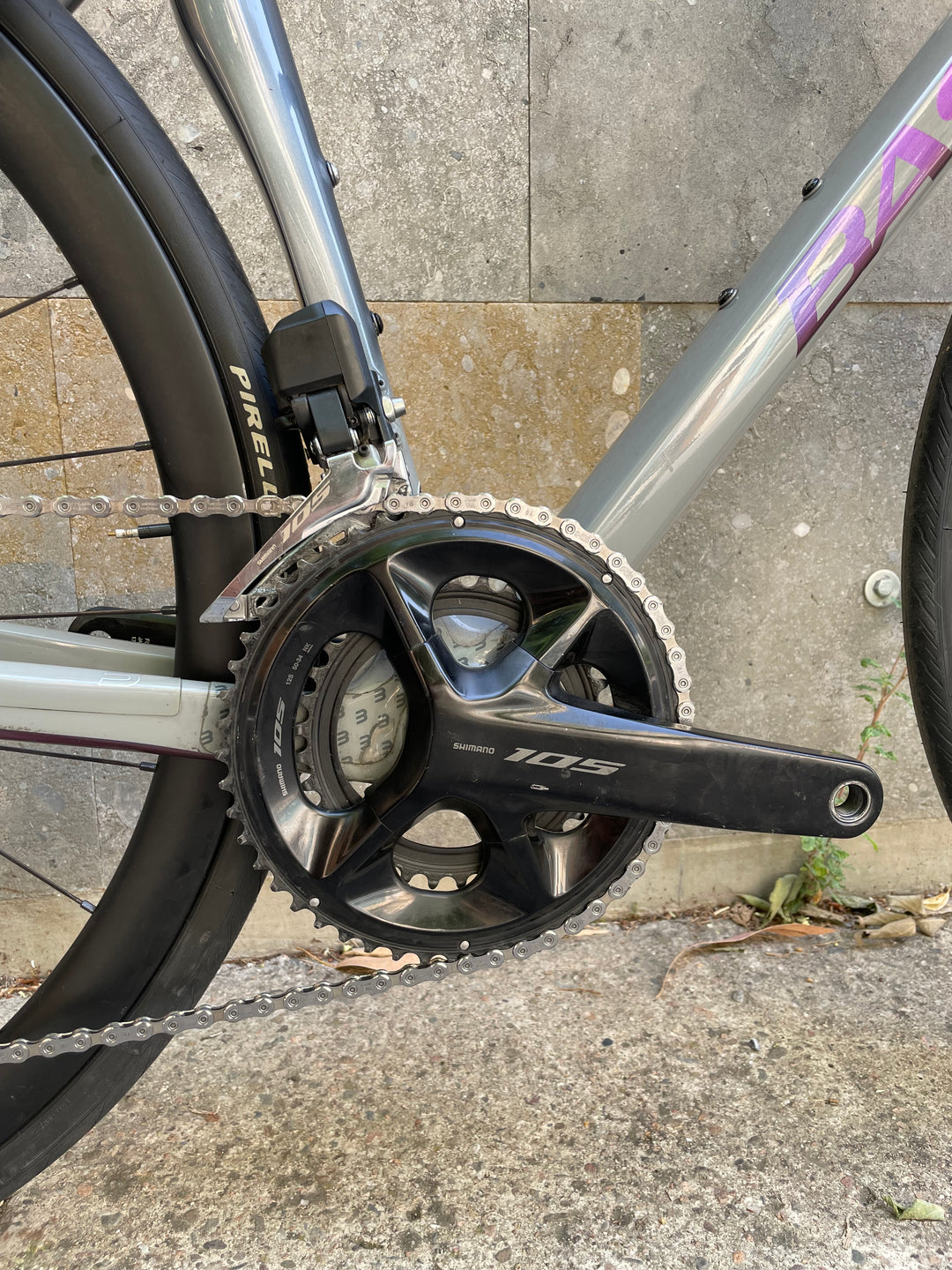 Bicicleta de carretera Basso Astra Disc (Shimano 105 di2) Ex-Demo - Mida 51