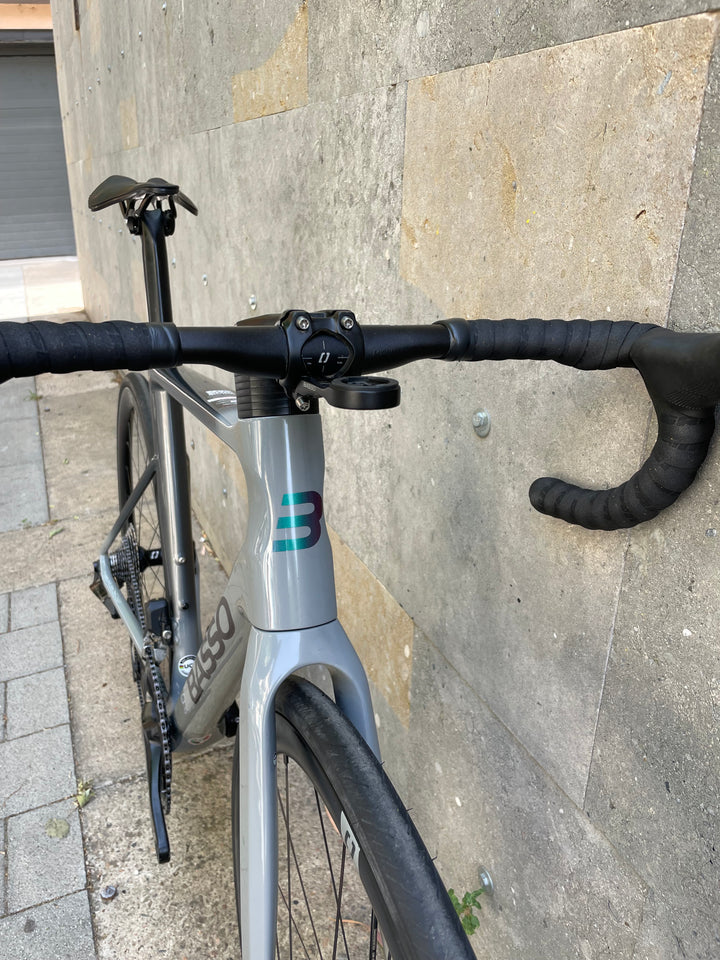 Bicicleta de carretera Basso Astra Disc (Shimano 105 di2) Ex-Demo - Mida 51
