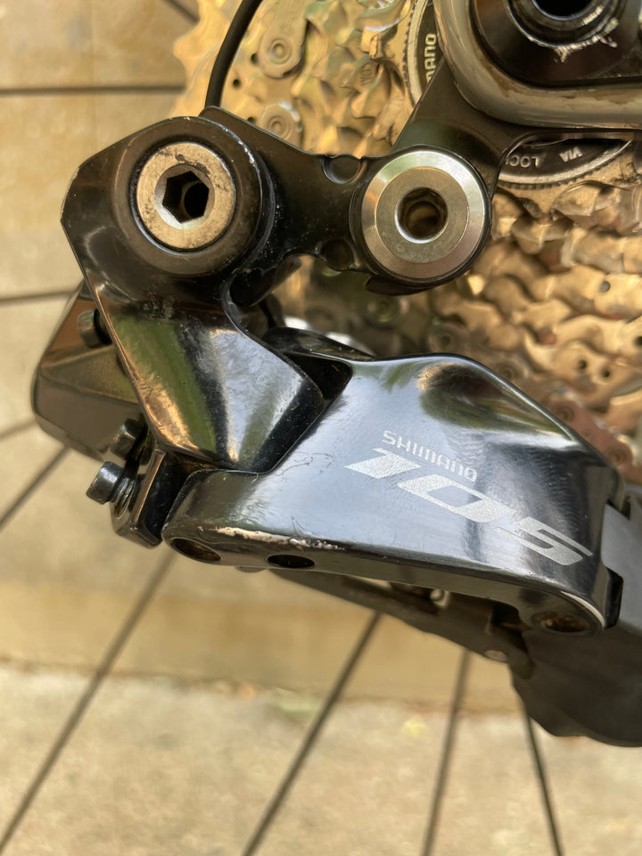 Bicicleta de carretera Basso Astra Disc (Shimano 105 di2) Ex-Demo - Mida 51