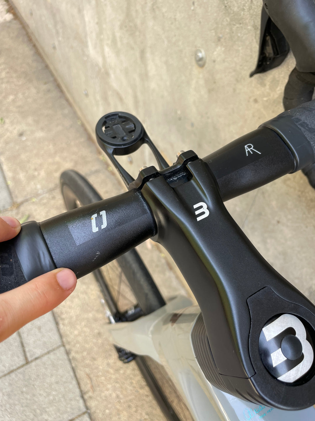 Bicicleta de carretera Basso Astra Disc (Shimano 105 di2) Ex-Demo - Mida 51