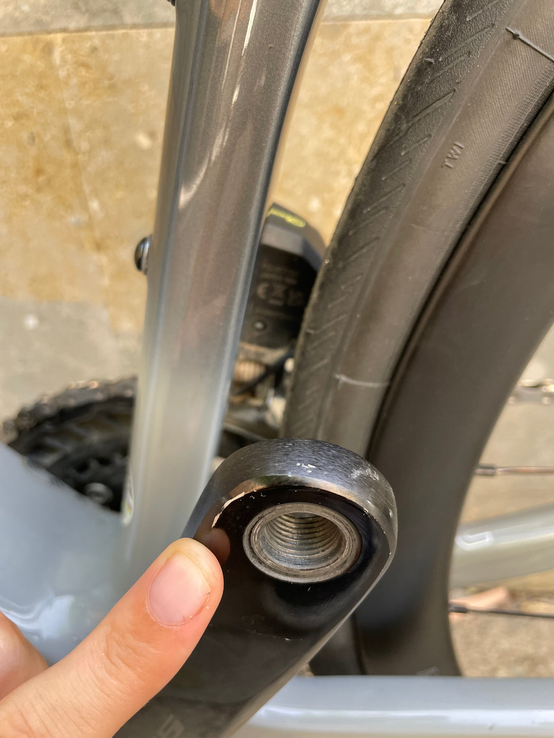 Bicicleta de carretera Basso Astra Disc (Shimano 105 di2) Ex-Demo - Mida 51