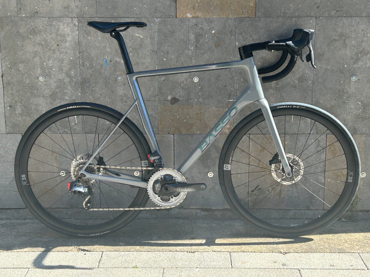 Bicicleta de carretera Basso Astra Disc (SRAM Force AXS D2) Ex-Demo Talla 58