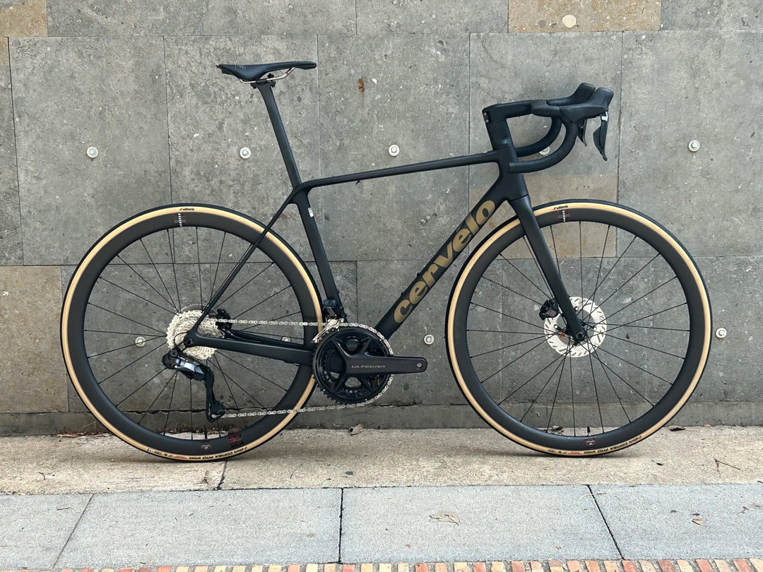 Cervelo R5 Road Bike (Shimano Ultegra Di2) 2025 - Five Black/Bronze