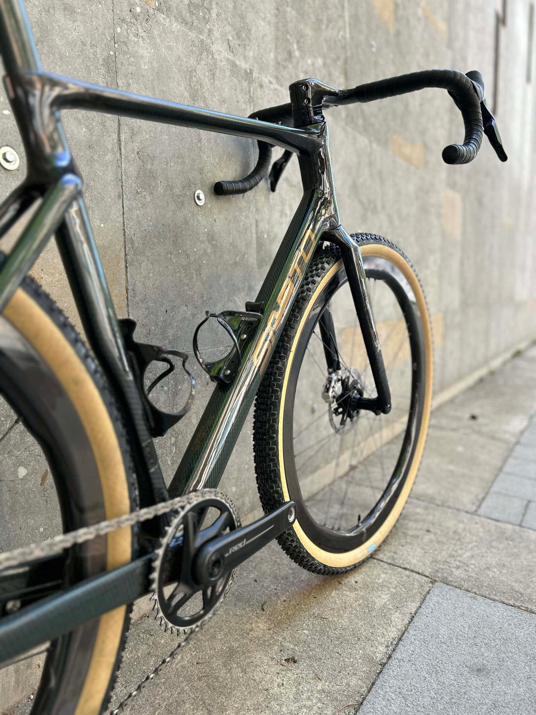 Sarto Raso Gravel Bike (SRAM Red AXS XPLR)