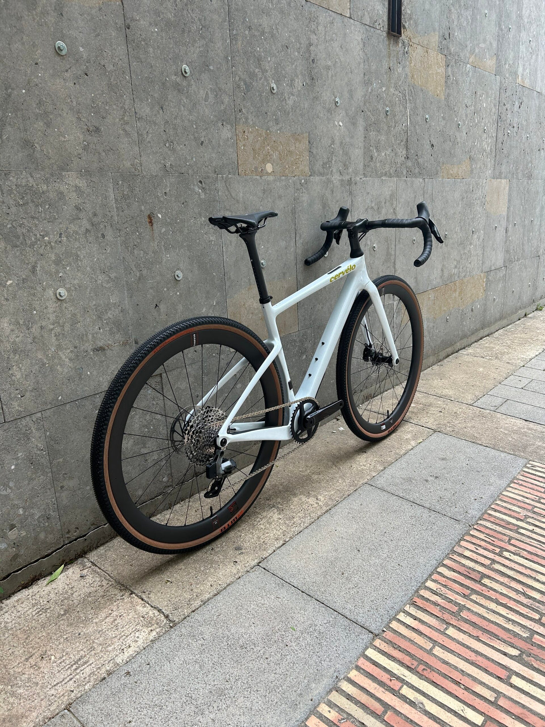 Bicicleta de grava Cervelo Aspero (Rival AXS XPLR) 2025
