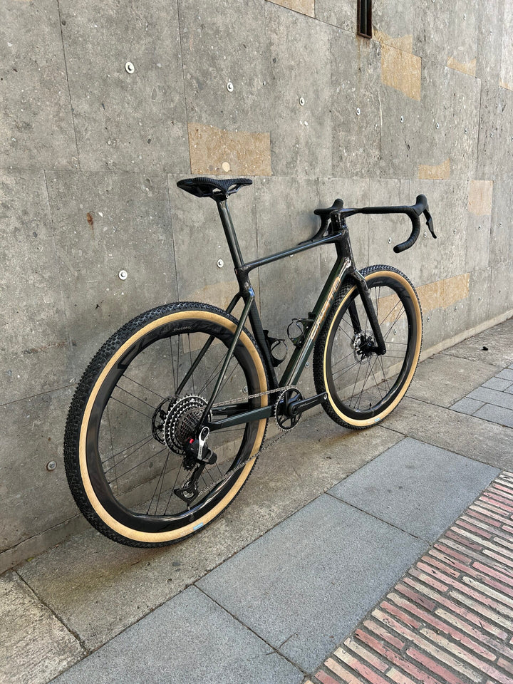 Sarto Raso Gravel Bike (SRAM Red AXS XPLR)
