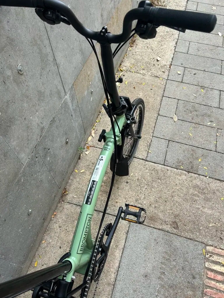 Bicicleta plegable Brompton C-Line Explore M6L 2405130168 (versión de demostración)