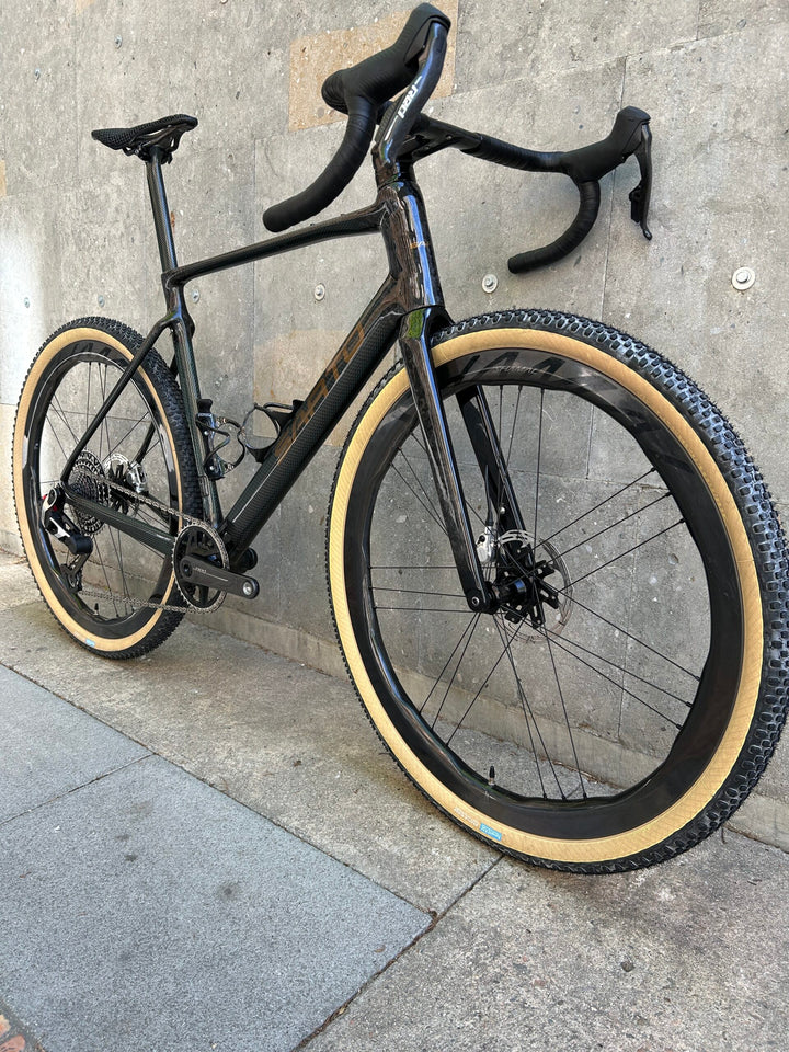 Sarto Raso Gravel Bike (SRAM Red AXS XPLR)