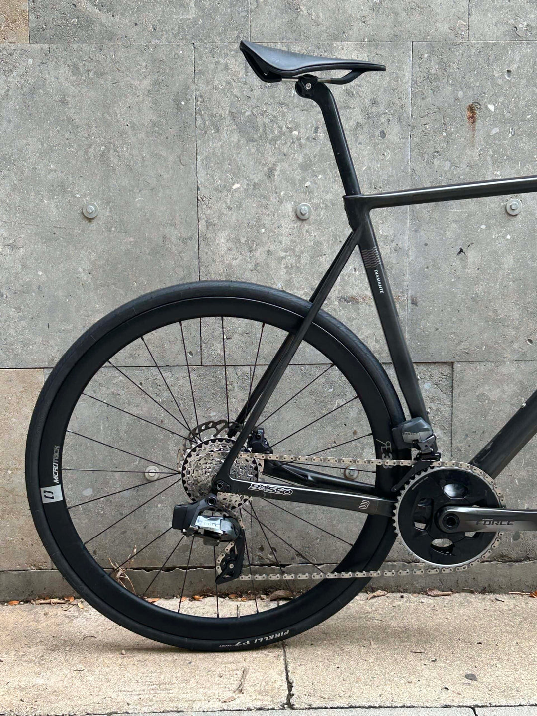 Bicicleta de carretera Basso Diamante Disc (SRAM Force AXS) Ex-Demo Talla 58