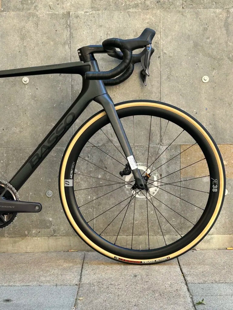 Basso Diamante SV Disc Road Bike (Shimano Ultegra Di2 / RE38)