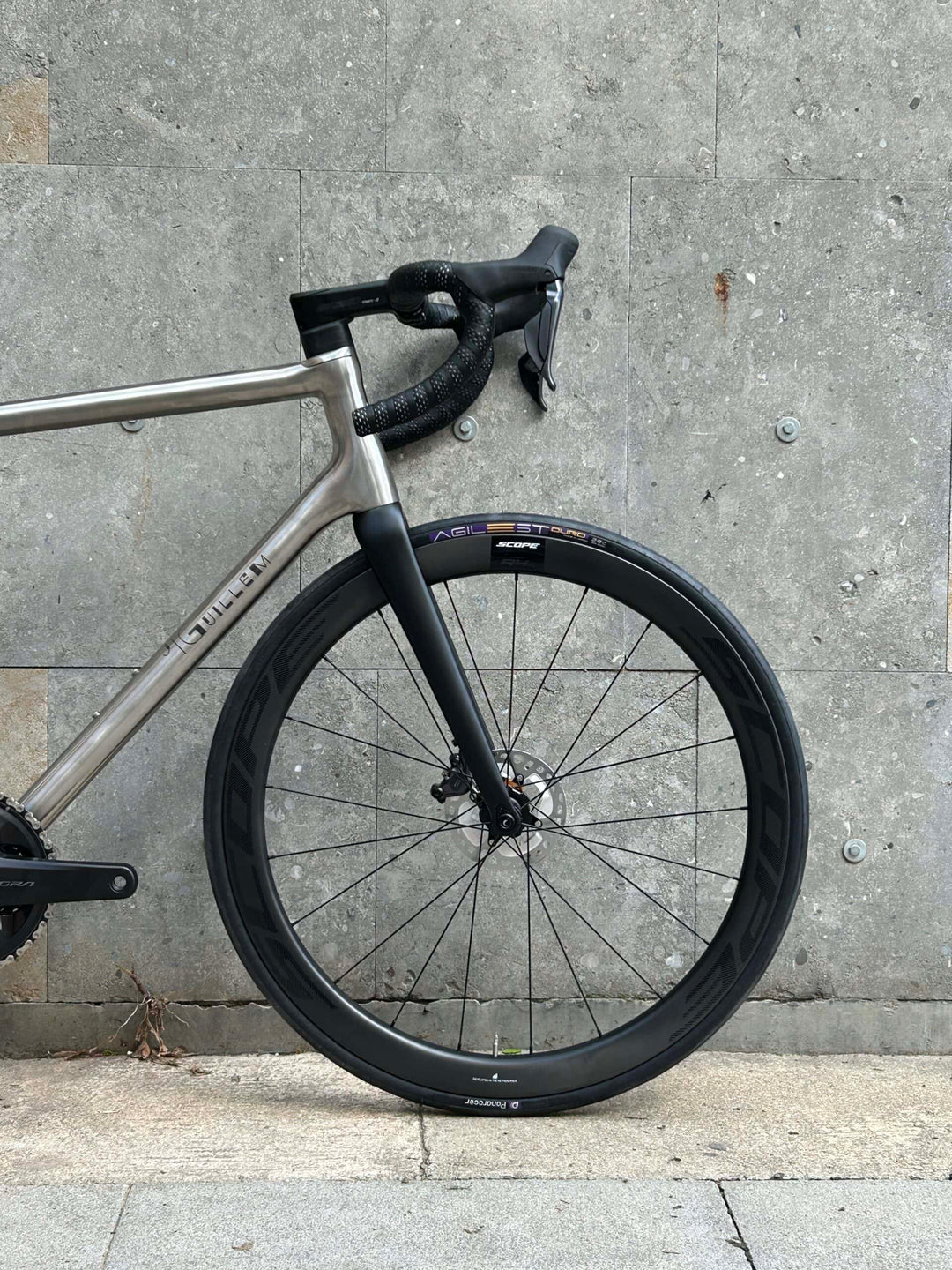 Bicicleta de carretera J.Guillem Formentor Titanium (Shimano Ultegra Di2) 2025