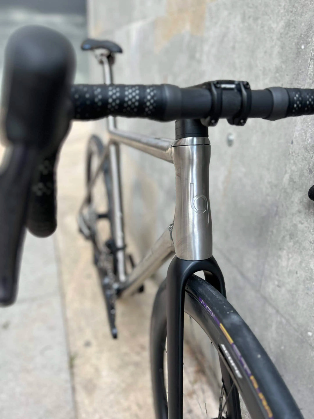 Bicicleta de carretera J.Guillem Formentor Titanium (Shimano Ultegra Di2) 2025