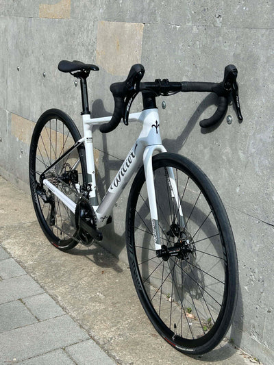 Wilier Garda Road Bike (Shimano 105 12s) Ex-Demo Size S (4)