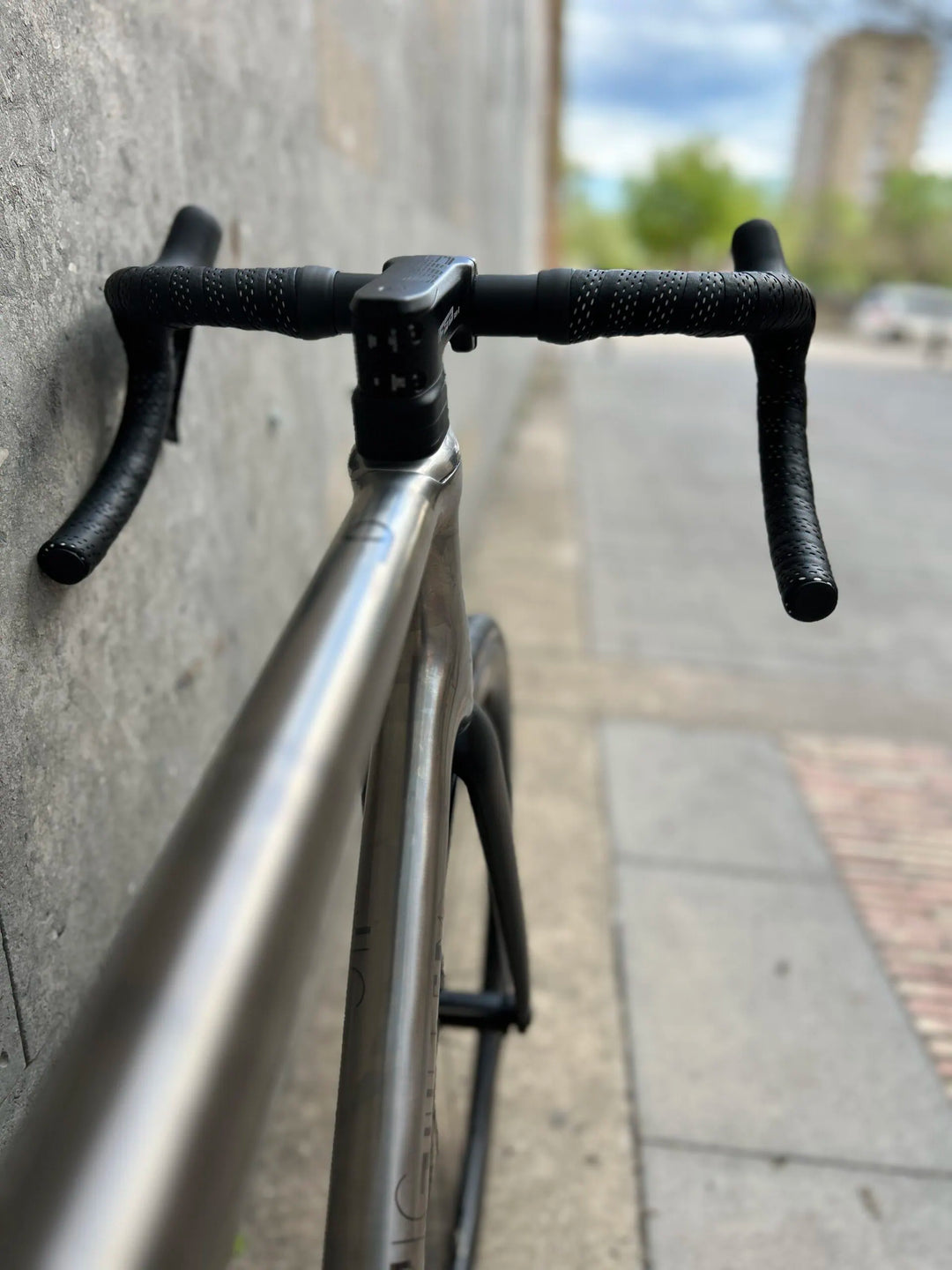 Bicicleta de carretera J.Guillem Formentor Titanium (Shimano Ultegra Di2) 2025