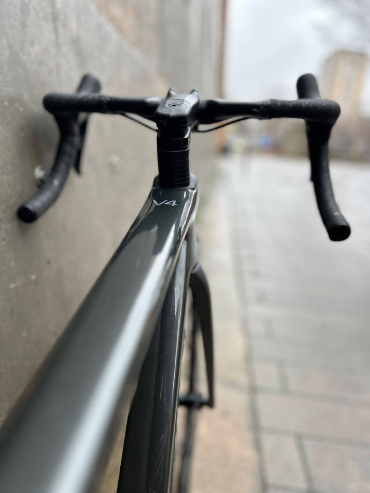 Colnago V4 Disc Road Bike (Shimano Ultegra Di2 / Fulcrum R600) Size 455