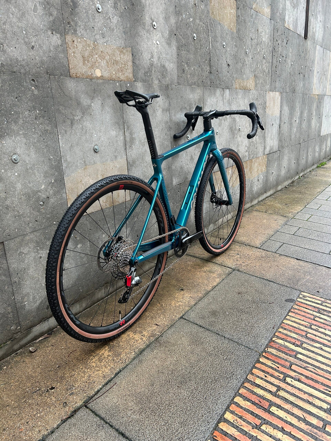 Colnago G4-X Gravel Bike (Sram Rival AXS 1x) Size 480