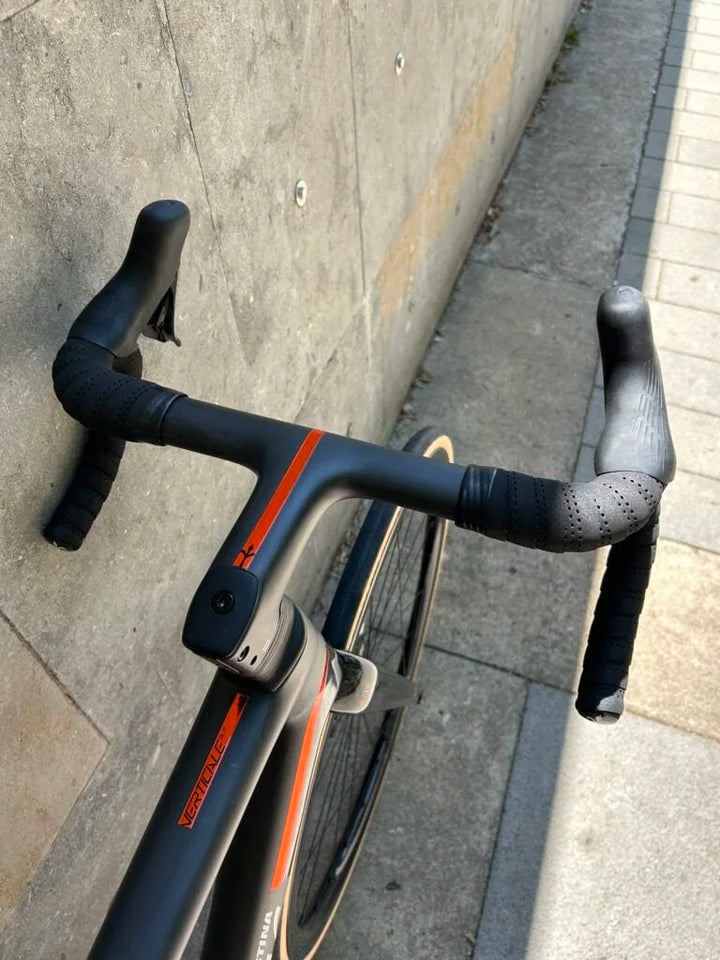 Wilier Verticale SLR – Ultegra Di2 | Kleos 36 | Negro Core