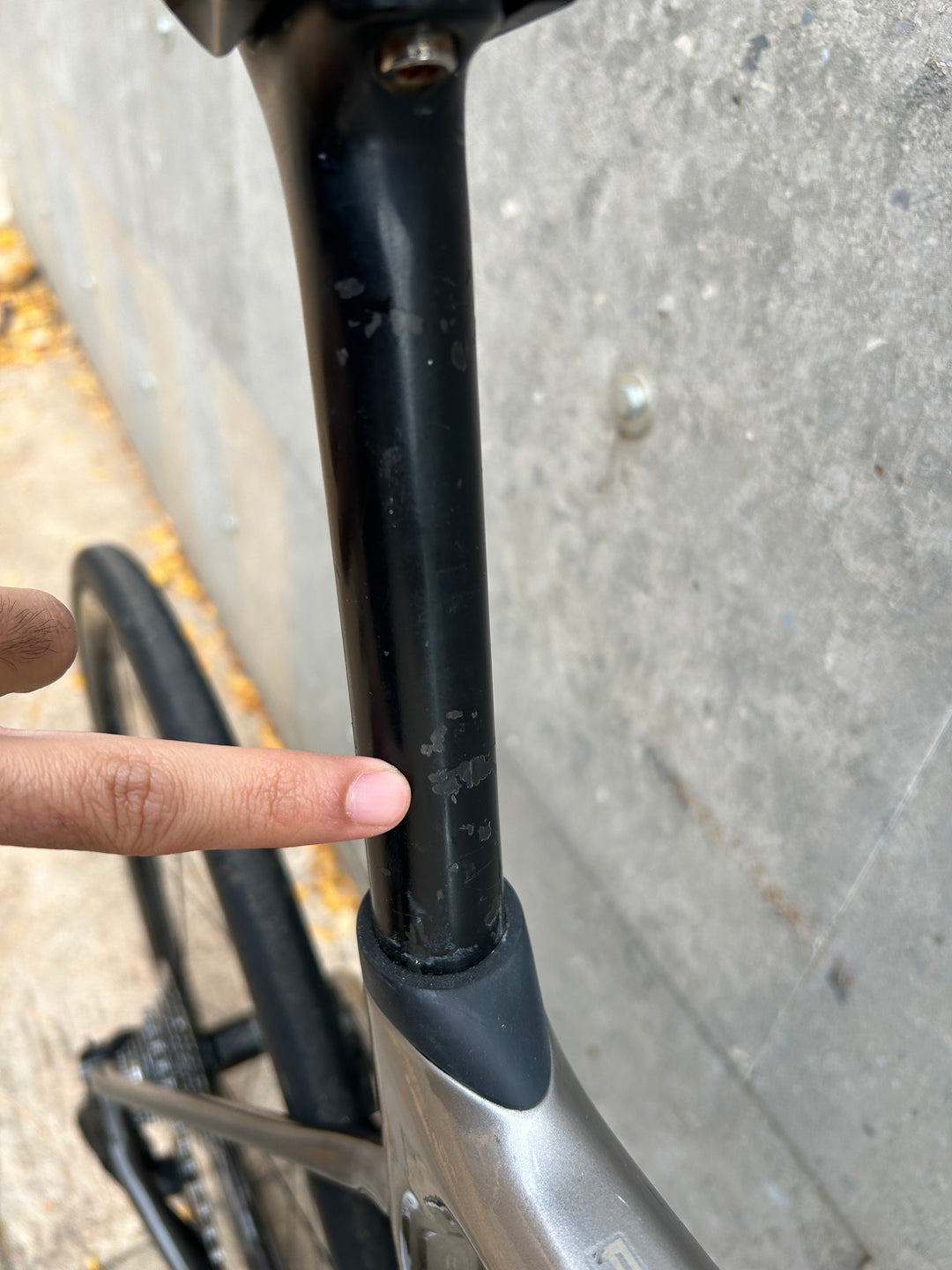 Ridley Fenix SLiC (Shimano 105 Di2) Road Bike  2024 Ex-Demo