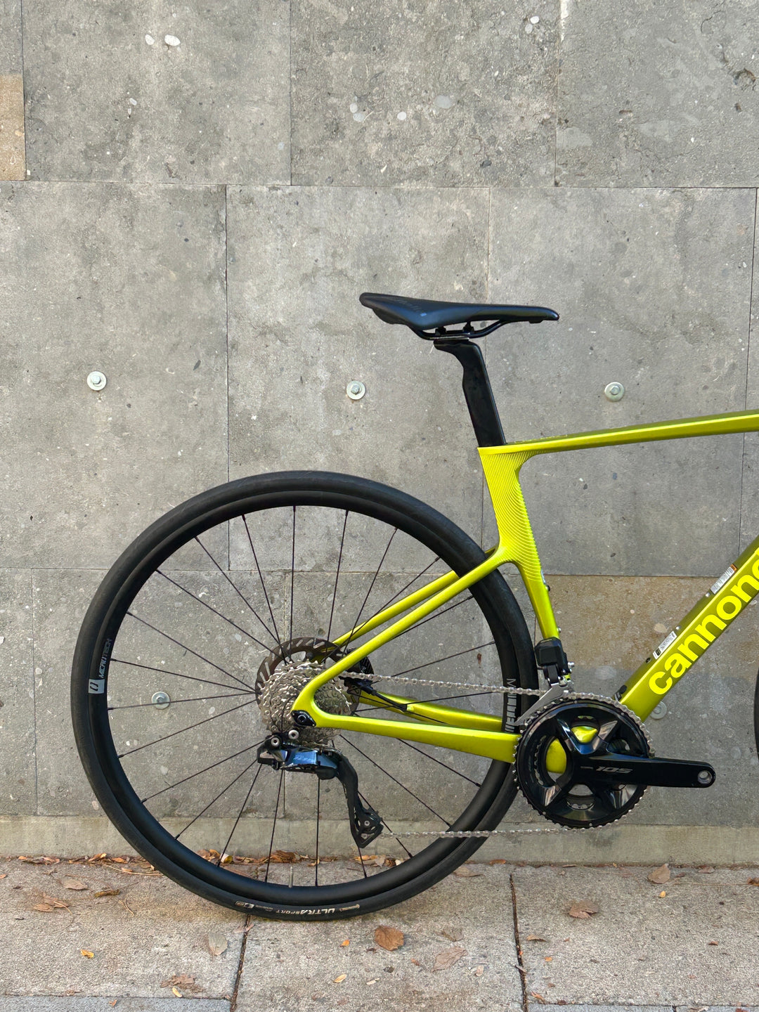 Cannondale SuperSix EVO Carbon 3 (Shimano 105 di2) Ex-Demo Size 51