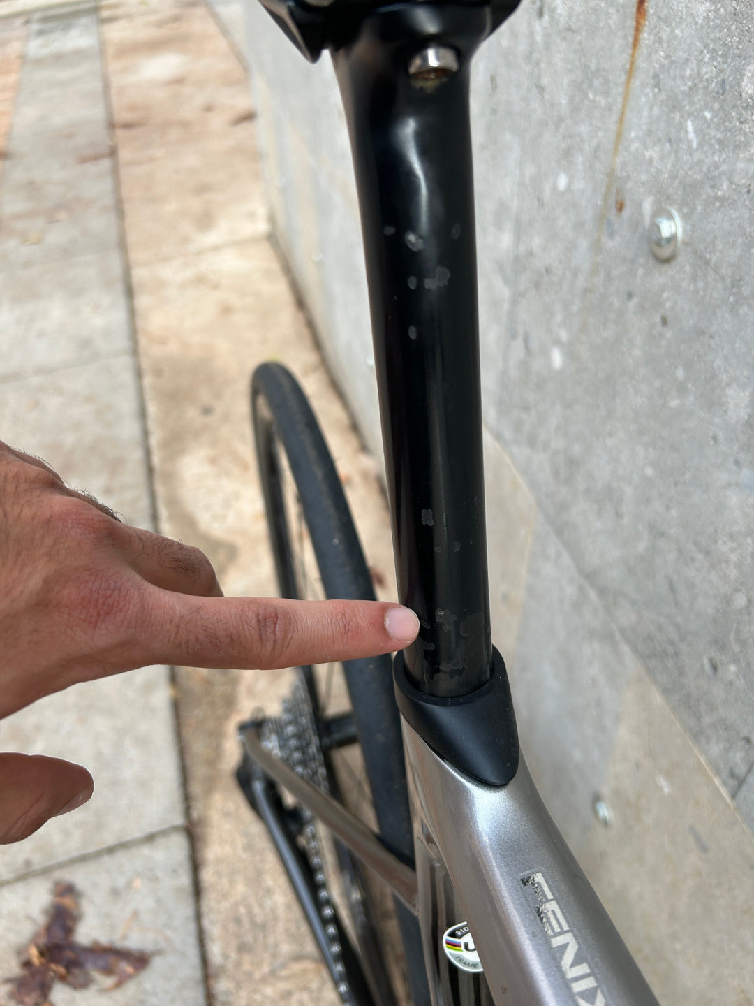 Ridley Fenix SLiC Road Bike (Shimano 105 Di2) Ex-Demo Size M (57)