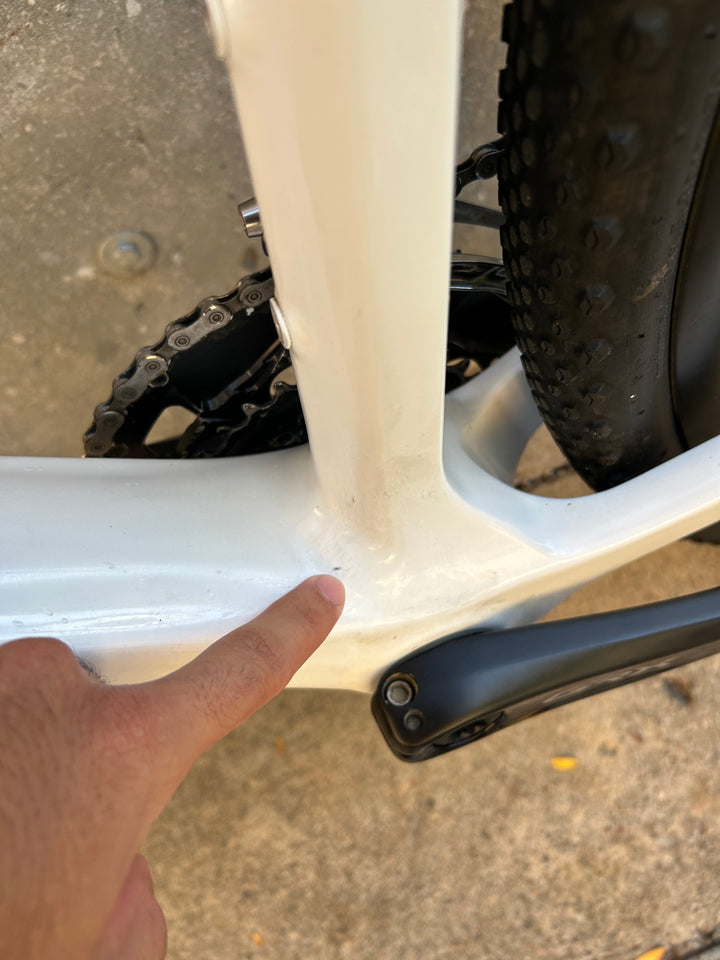 Basso Palta (Shimano GRX di2 2x) Microtech RG38 Levita Bar Ex-Demo 2025 Size S