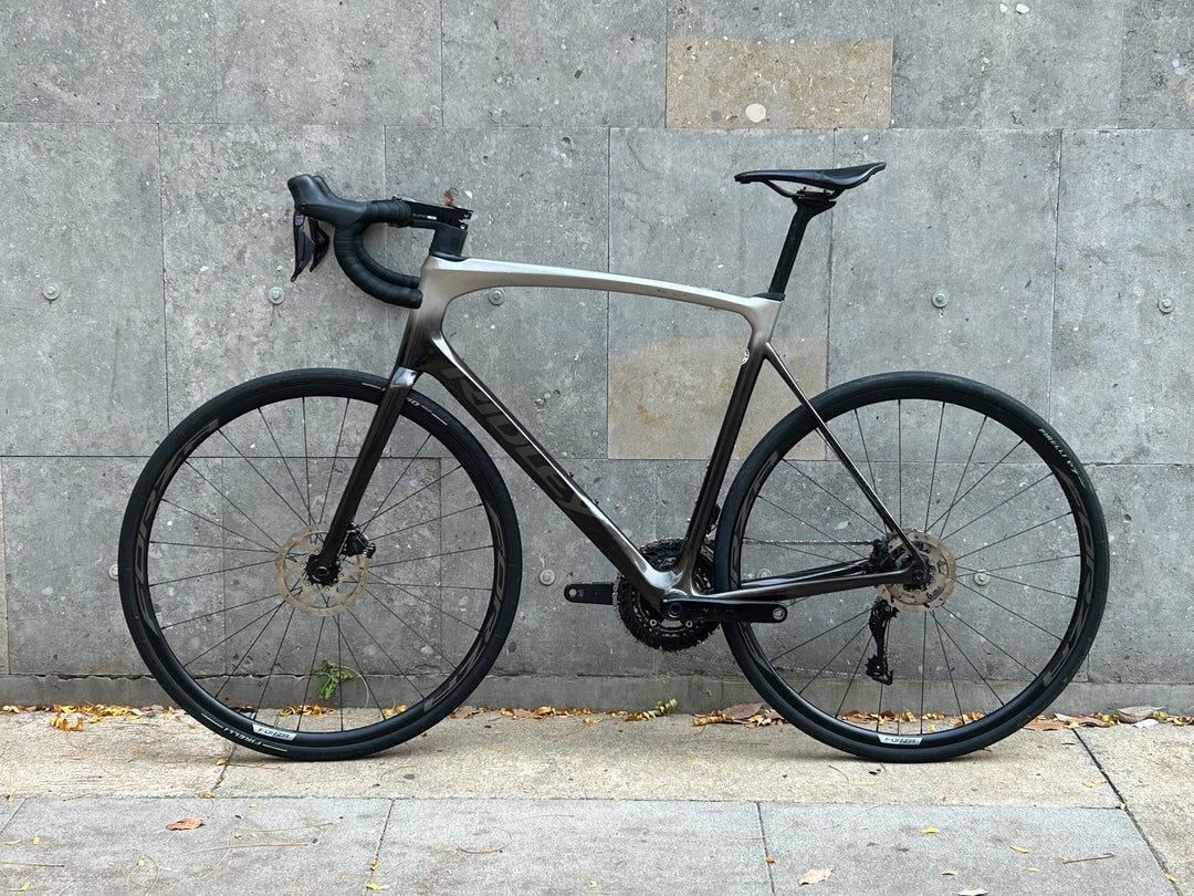 Ridley Fenix SLiC (Shimano 105 Di2) Road Bike  2024 Ex-Demo