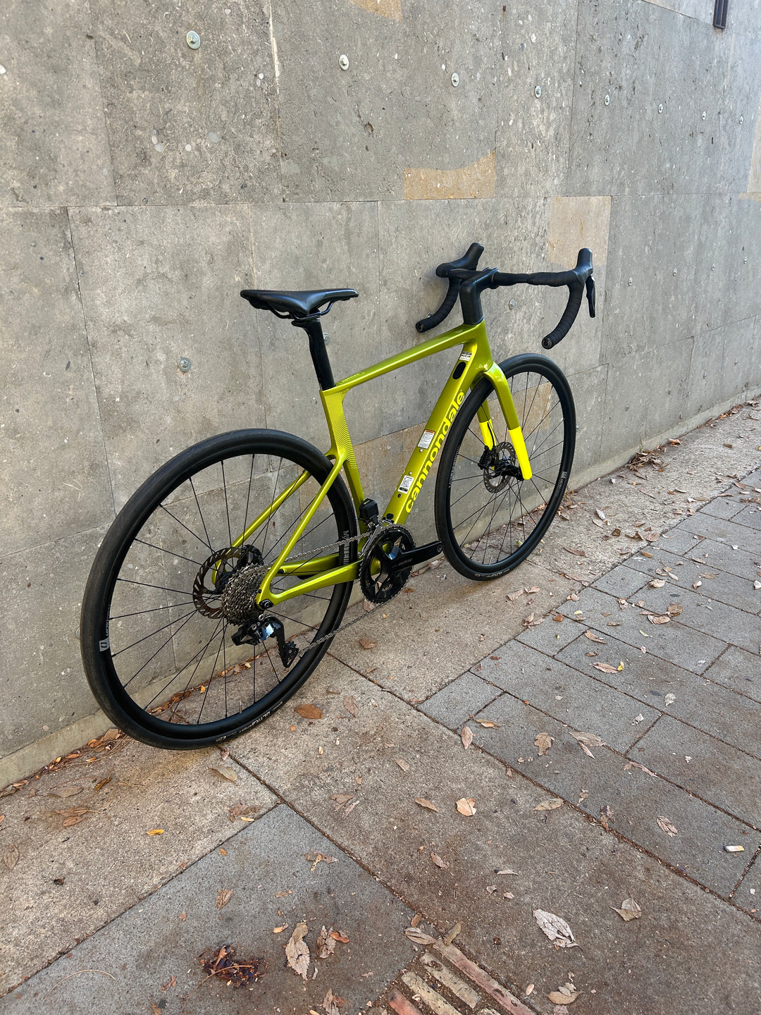 Cannondale SuperSix EVO Carbon 3 (Shimano 105 di2) Ex-Demo Size 51