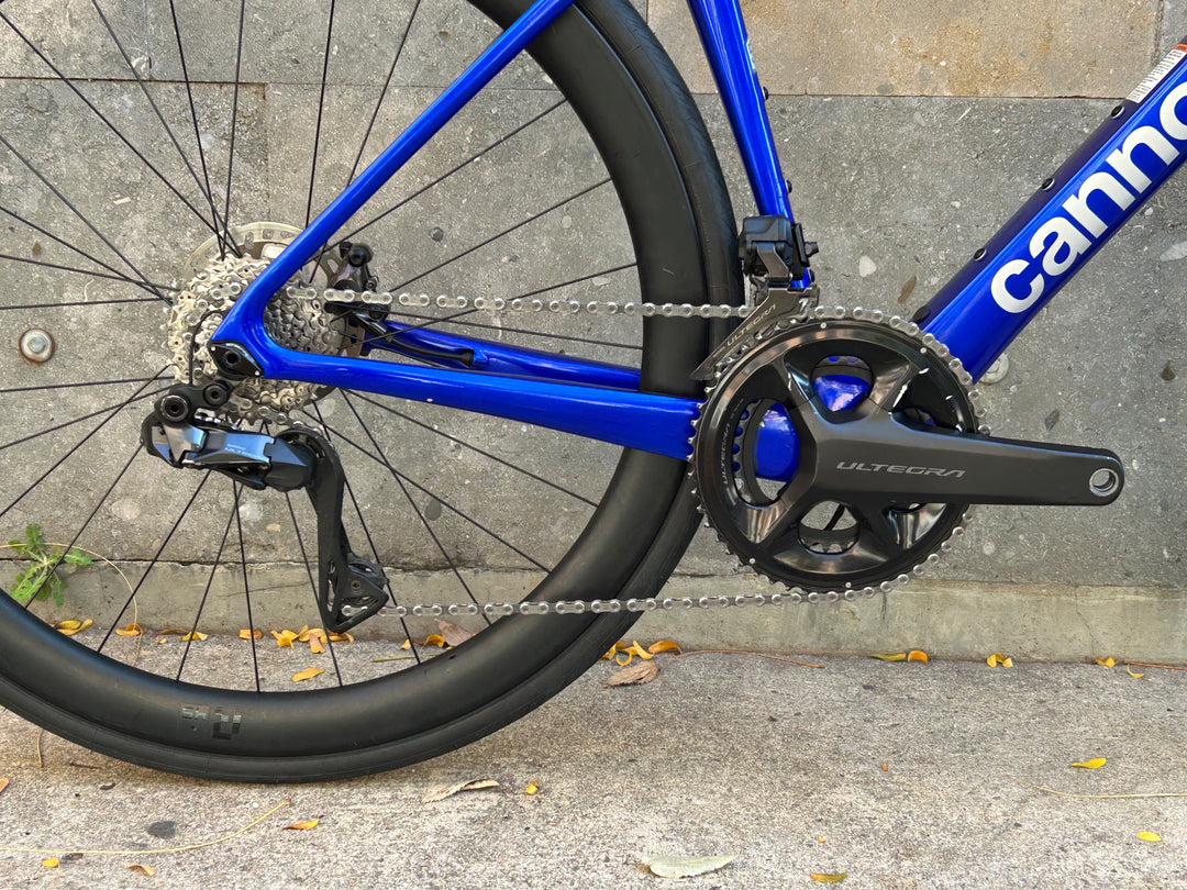 Cannondale SuperSix Evo Carbon 2 (Shimano Ultegra Di2) Ex-Demo Size 58