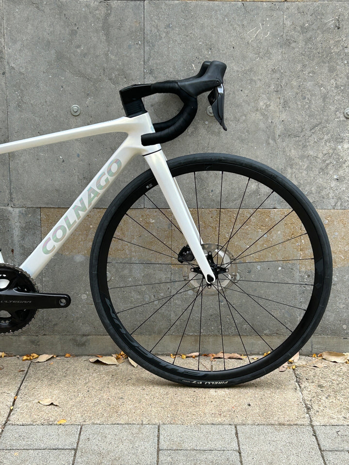 Colnago V4RS (Ultegra Di2 / Alu Wheels) - 420 / 2025 Ex-Rental