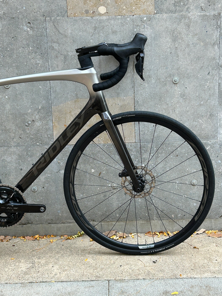 Ridley Fenix SLiC (Shimano 105 Di2) Road Bike  2024 Ex-Demo