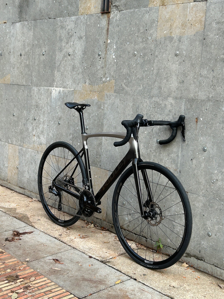 Ridley Fenix SLiC Road Bike (Shimano 105 Di2) Ex-Demo Size M (57)