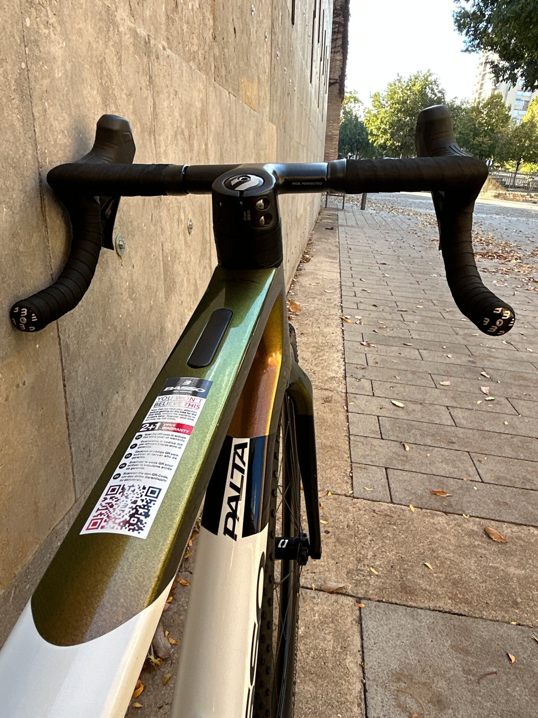 Basso Palta (Shimano GRX di2 2x) Microtech RG38 Levita Bar Ex-Demo 2025 Size S