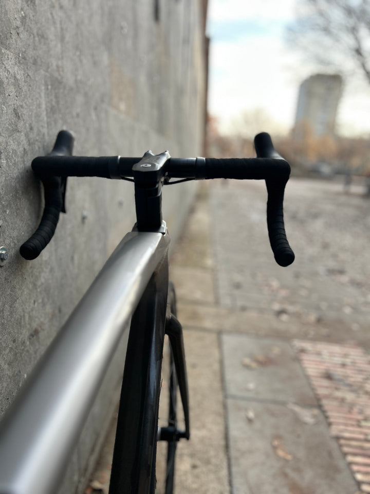 Ridley Fenix SLiC Road Bike (Shimano 105 Di2) Ex-Demo Size M (57)