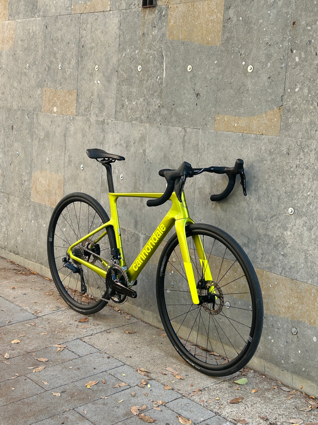 Cannondale SuperSix EVO Carbon 3 (Shimano 105 di2) Ex-Demo Size 51