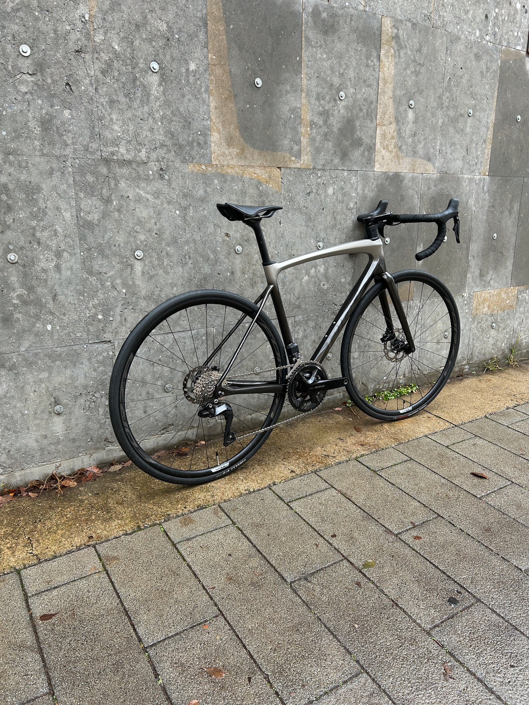 Ridley Fenix SLiC Road Bike (Shimano 105 Di2) Ex-Demo Size S (54)