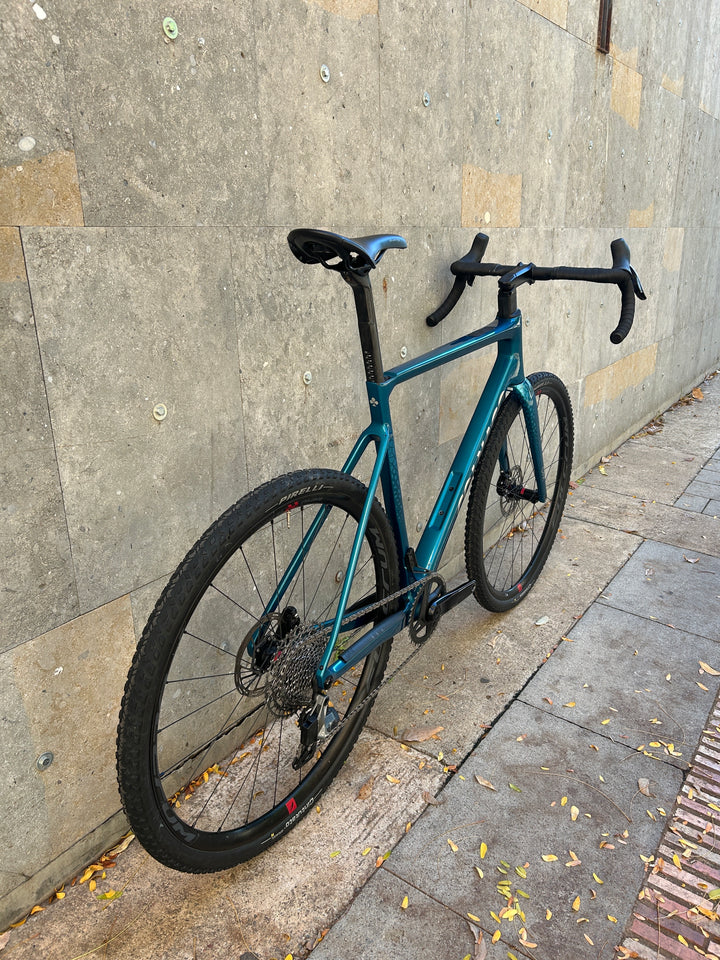 Colnago G4-X Gravel Bike (SRAM Rival AXS) Ex-Demo 2025 Size 570