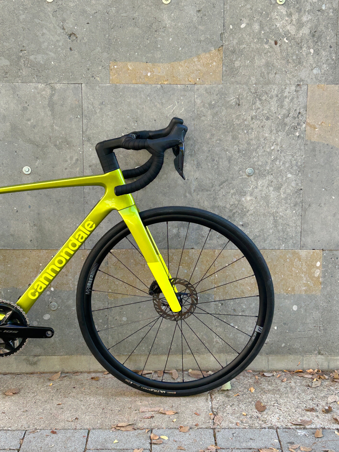 Cannondale SuperSix EVO Carbon 3 (Shimano 105 di2) Ex-Demo Size 51