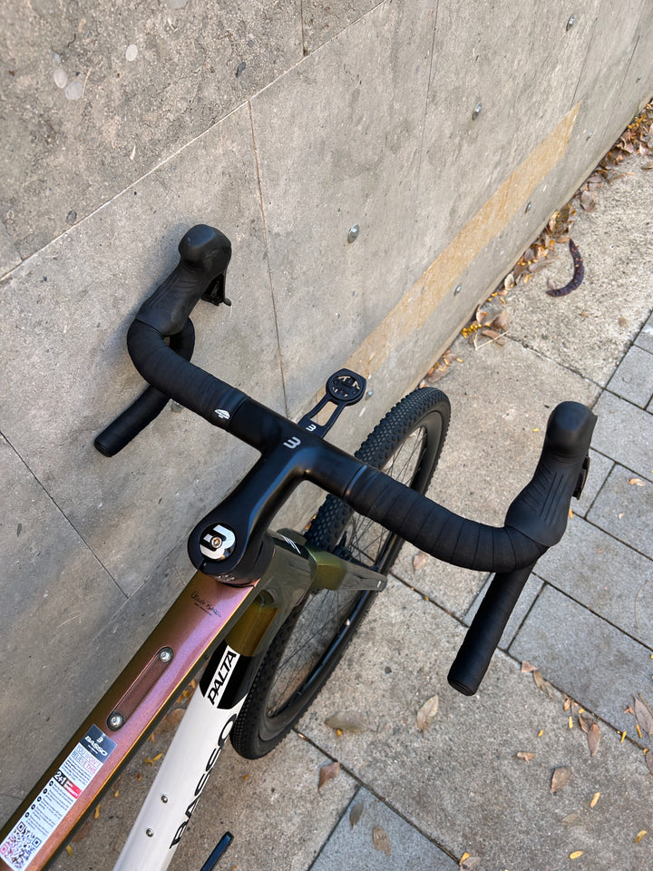 Basso Palta II Bicicleta Gravel (Shimano GRX di2 2X) RG 38 Ruedas de Carbono Talla XL- EX - Demo