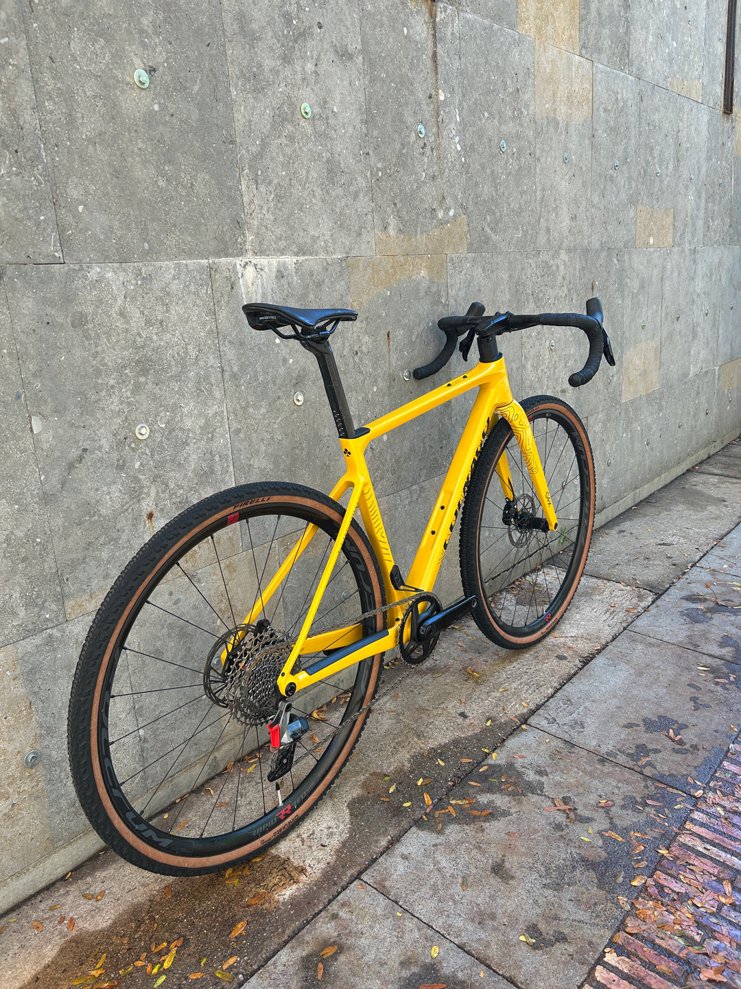 Colnago G4-X (SRAM Rival / Rodes d'alumini) - 480 / 2025 Ex-Rental (3)