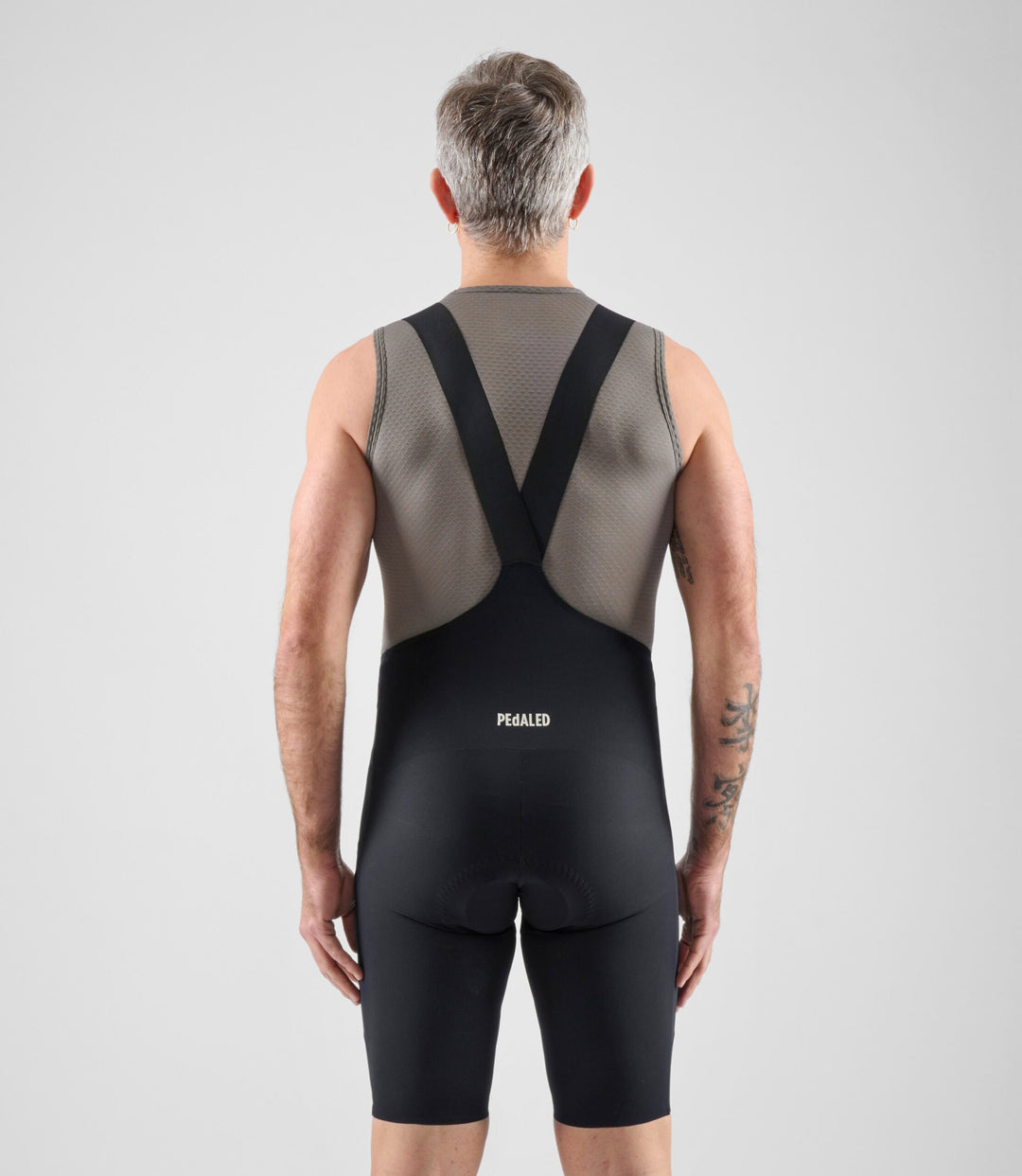 Pantalons curts lleugers amb tirants PEdALED Element